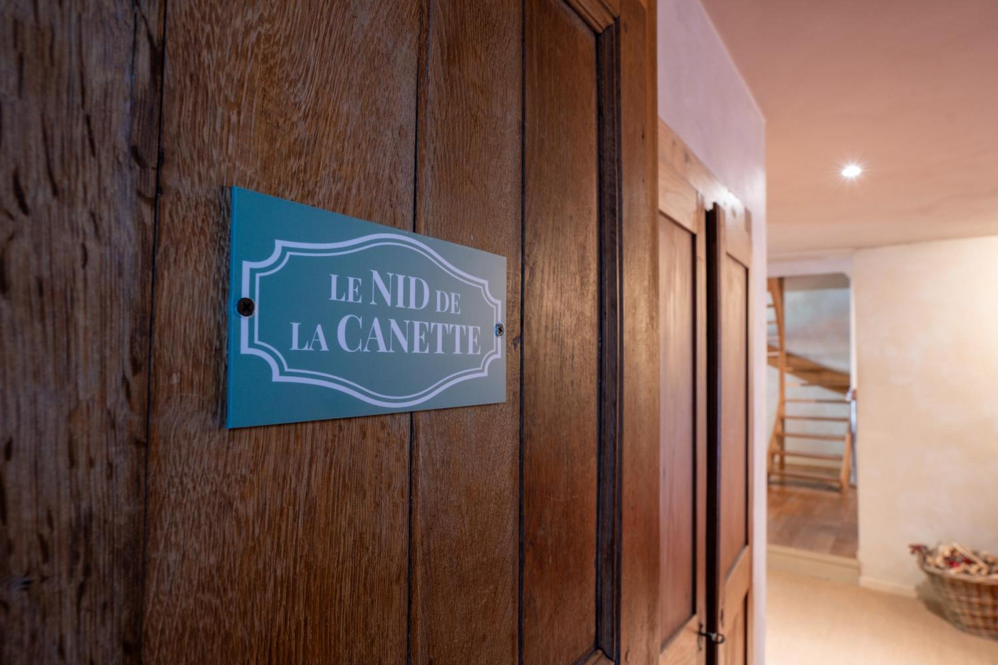 Le Nid De La Canette Durbuy Luaran gambar